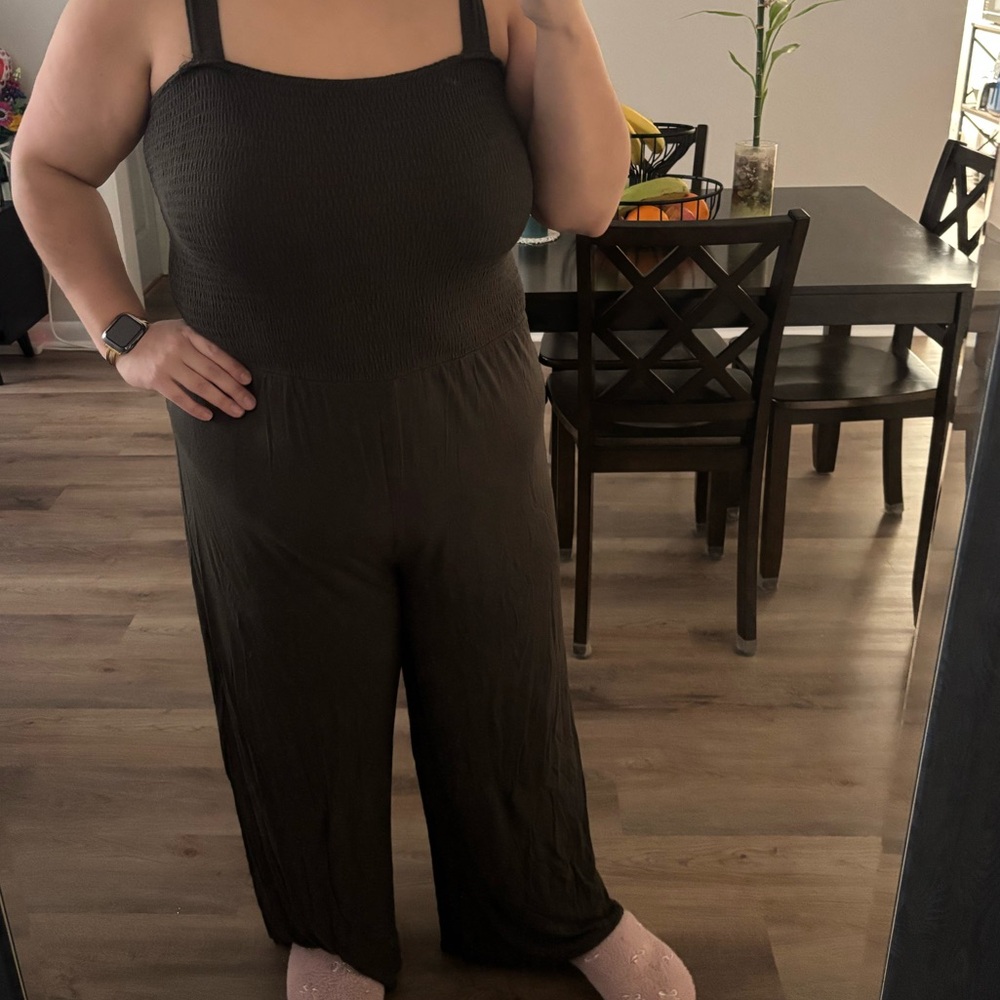 Women's Wide-Leg Smocked Jumpsuit in Dark Olive